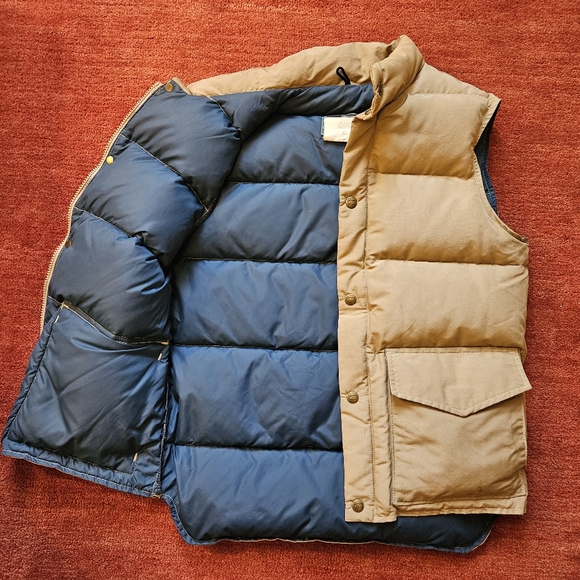 Vintage Woolrich Mens Size Small Puffer Vest Goose Down Insulated USA Made Tan - Picture 2 of 14